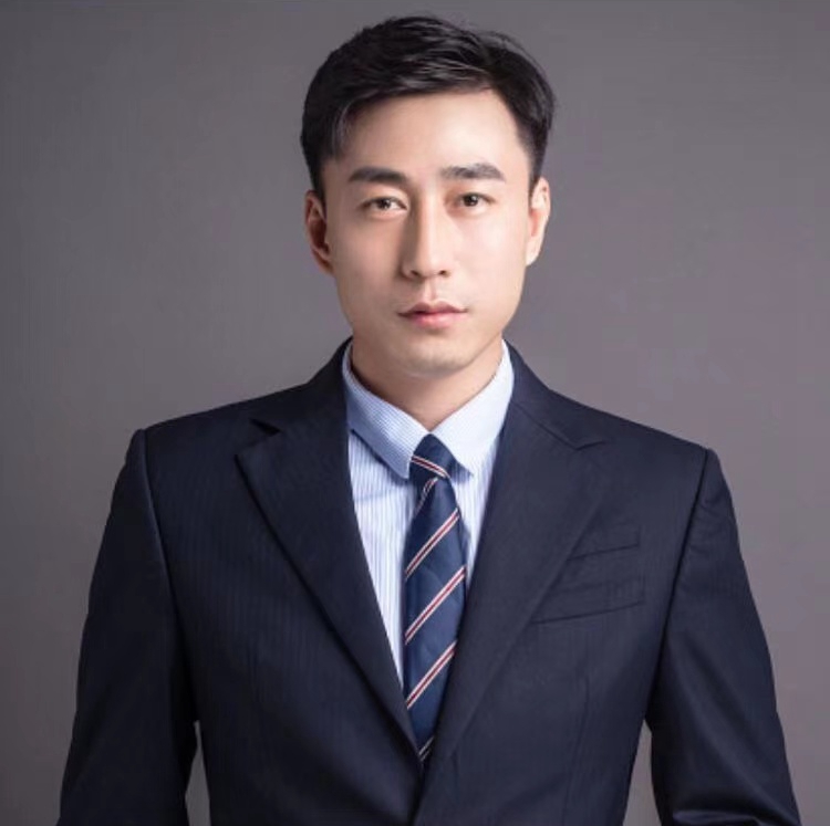 王自菁 项目运营总监